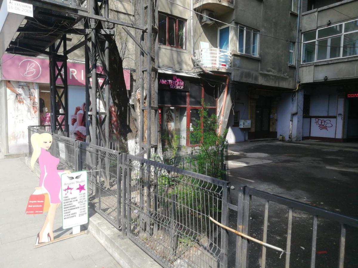Studio Ultracentral Universitatea Bucureşti Ngoại thất bức ảnh