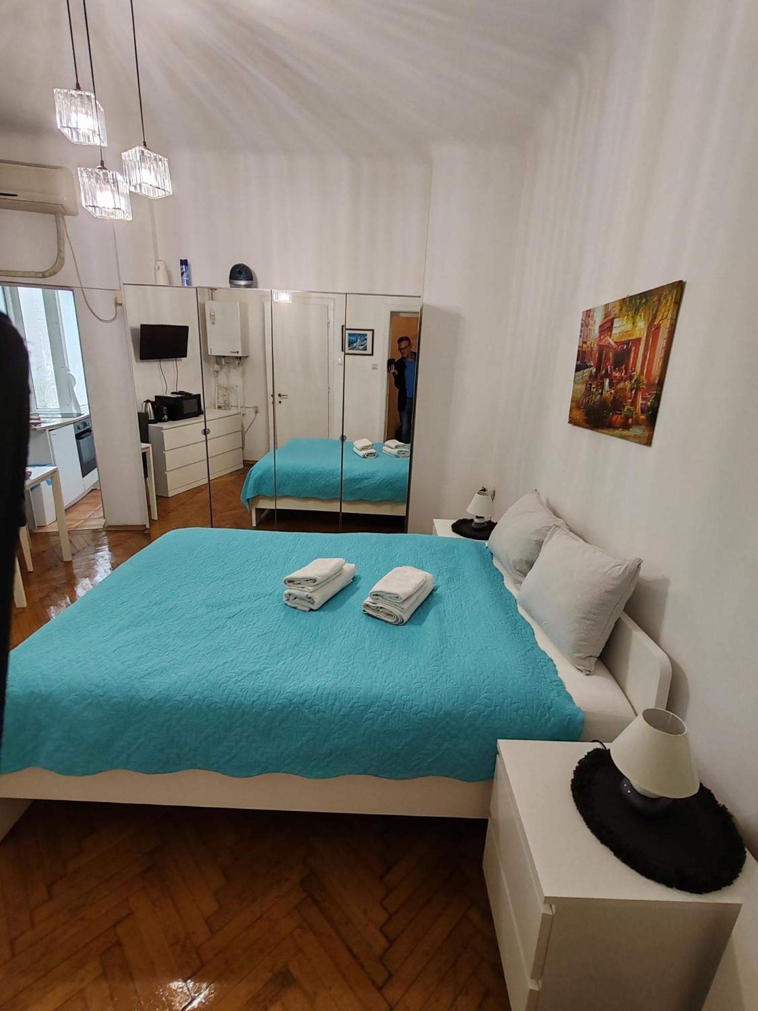 Studio Ultracentral Universitatea Bucureşti Ngoại thất bức ảnh